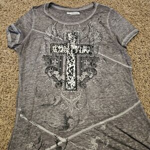 Maurices Gray Short Sleeve Tee with Cross Design